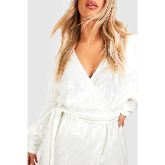 boohoo Plus Sequin Wrap Dress White US 24 Wedding Bachelorette Shiny Party Dress - Picture 1 of 13